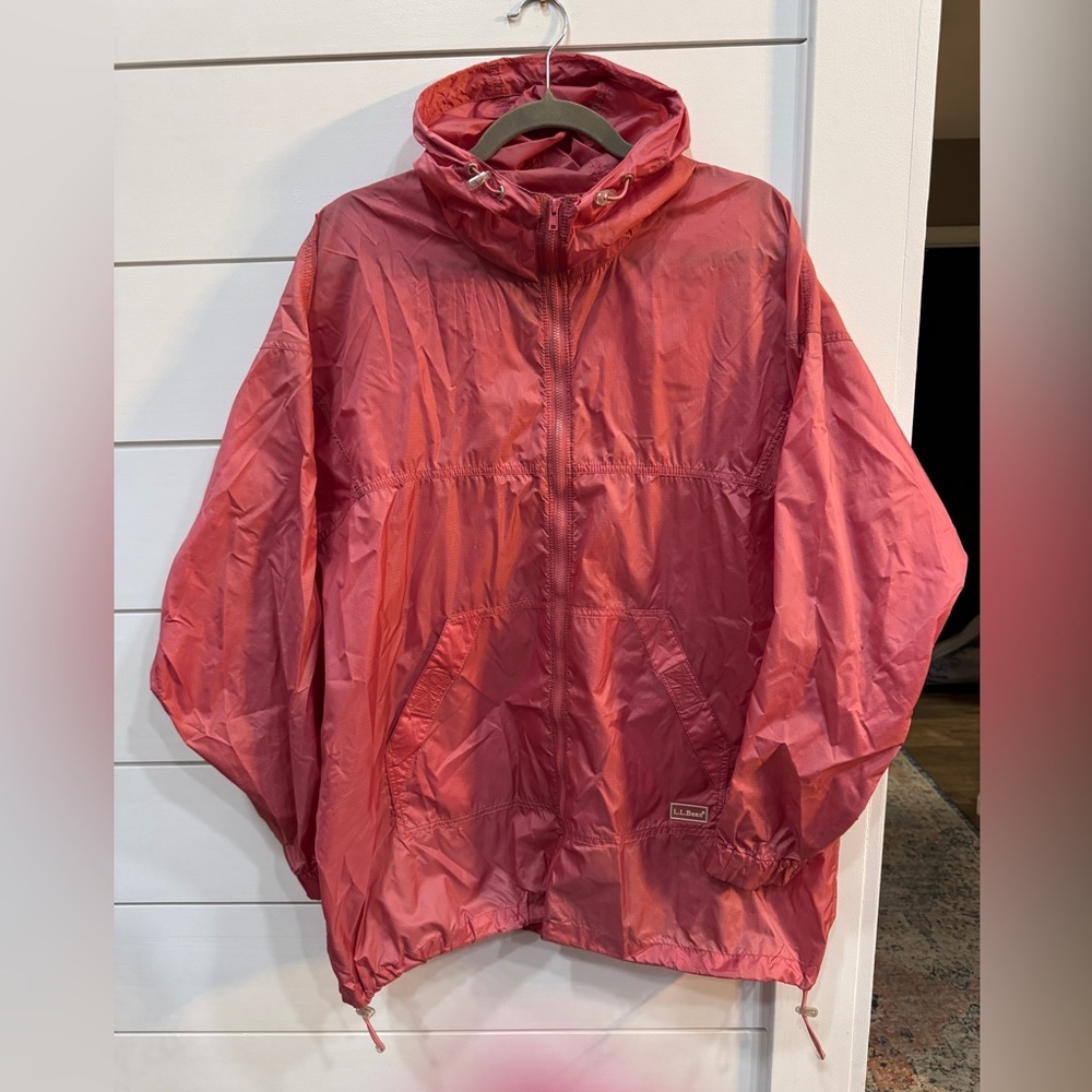 L.L.Bean Pink Windbreaker Anorak Jacket
Size Large